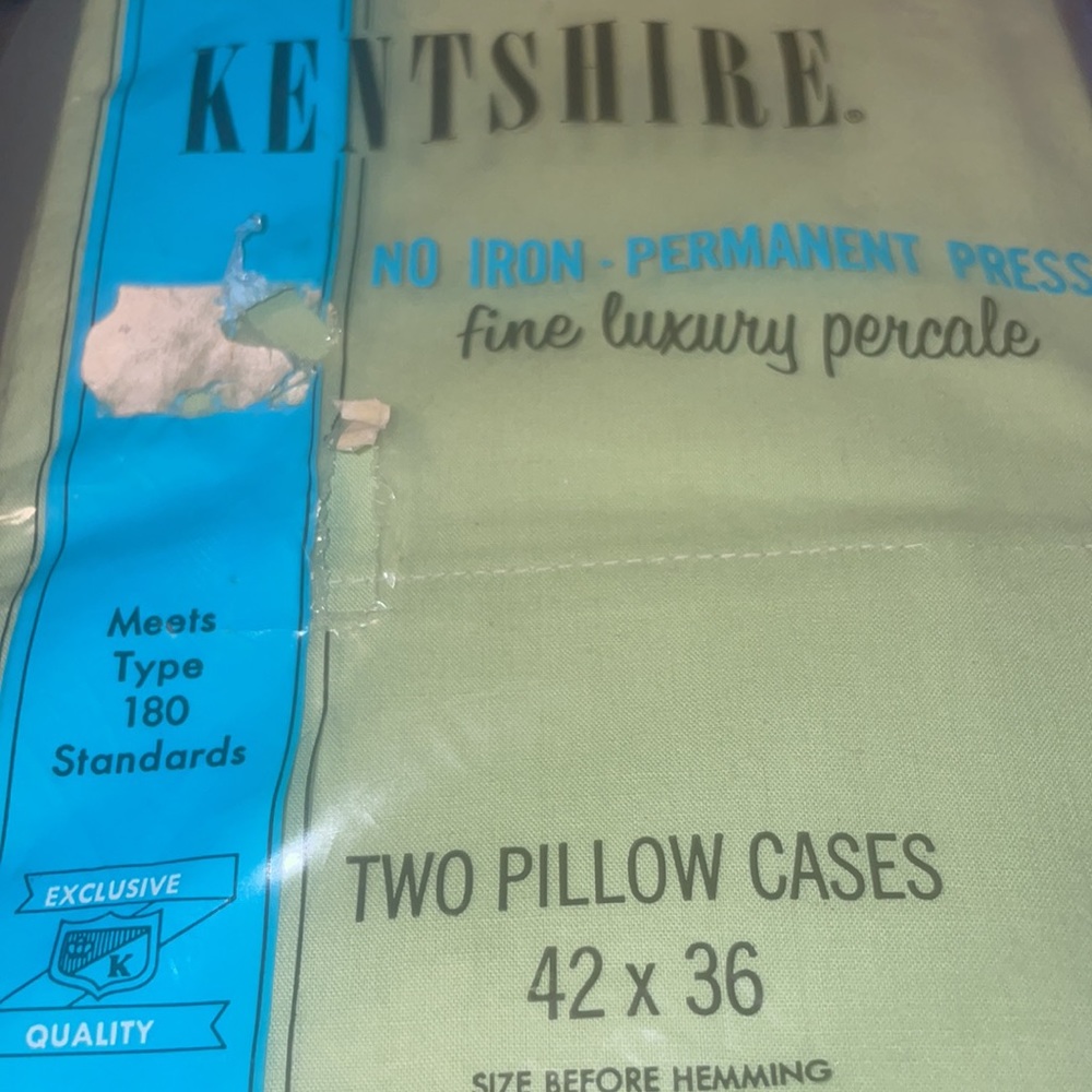 VINTAGE KENTSHIRE NO IRON PERMANENT PRESS FINE LUXURY PERCALE PILLOW CASES GREEN